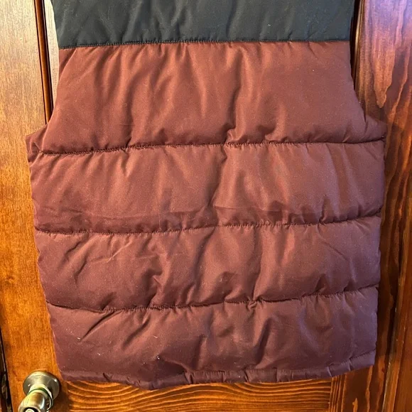 Retro old navy puffer vest - medium - Picture 4 of 4